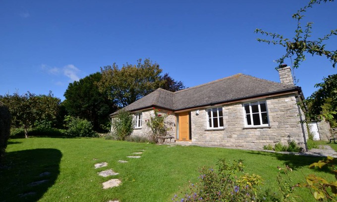Worth Matravers Cottage | Wild Hill
