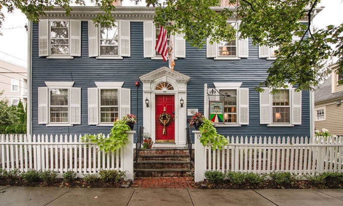 Bristol Bed & Breakfast | William's Grant Inn B&B