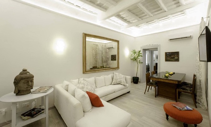 Rione IV Campo Marzio Apartment | WIN-SUITE A few steps from the Spanish Steps and Via Condotti and Via del Corso