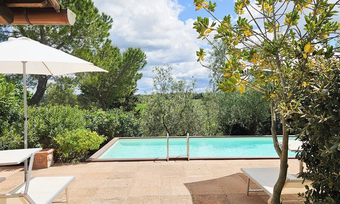 Empoli Apartment | WINDMILL apartment with private terrace