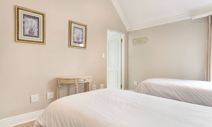 Stellenbosch Villa | Winelands Golf Lodges 10