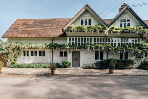 Medmenham House | Wisteria House