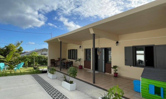 Les Avirons Villa | With family or friends, this is the ideal villa to put down your bags and visit Reunion Island!