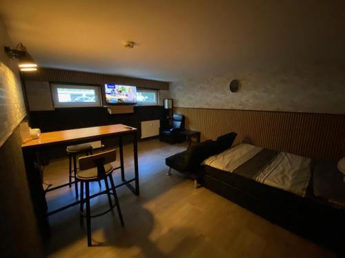 Halberg Apartment | Wohnung Saarbrücken, City und Uni Nähe mit Parkplatz