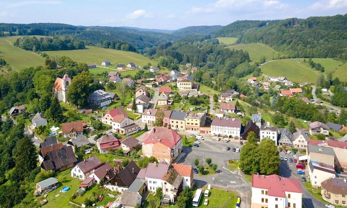 Starkov House | Wonderful private villa for 6 guests with WIFI, pool, TV, patio, pets allowed and panoramic view