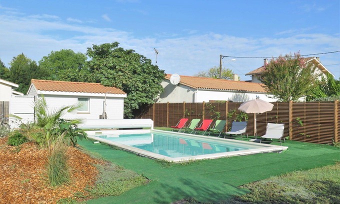 Saint-Vivien-de-Medoc House | Wonderful private villa for 6 guests with private pool, WIFI, terrace and parking