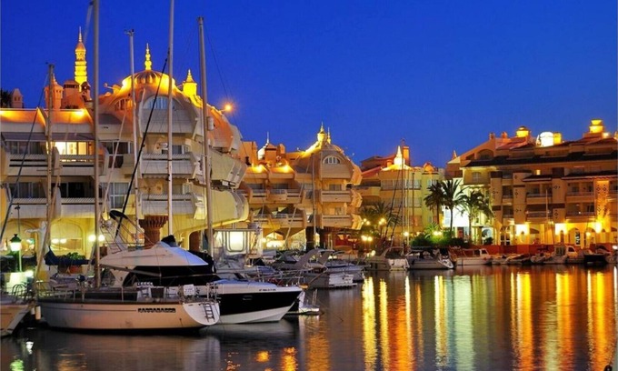 Benalmadena Costa Apartment | WONDERFUL apartment in Puerto Marina-AUTUMN SEASON SPECIAL OFFER !!!