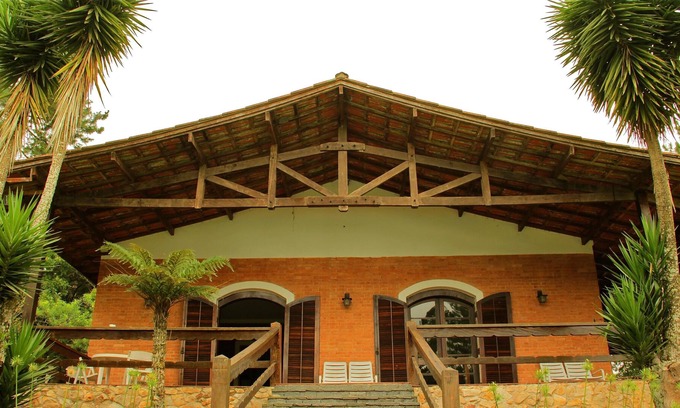 Cotia House | wonderful place, home + 4 chalets, pool, tennis court, sl. of games-