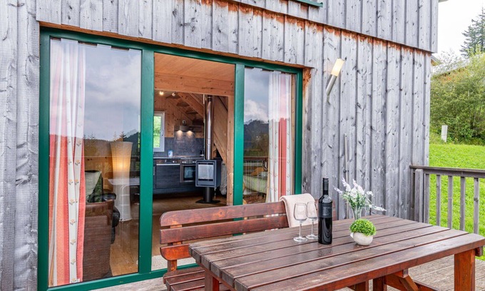 Untergreutschach House | Wonderful private villa for 6 guests with WIFI, TV and terrace