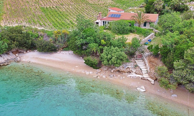 Bol House | Wonderful private villa for 6 people with TV, terrace and parking