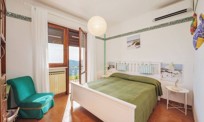 Seravezza House | Wonderful private villa for 6 guests with A/C, WIFI, TV and patio