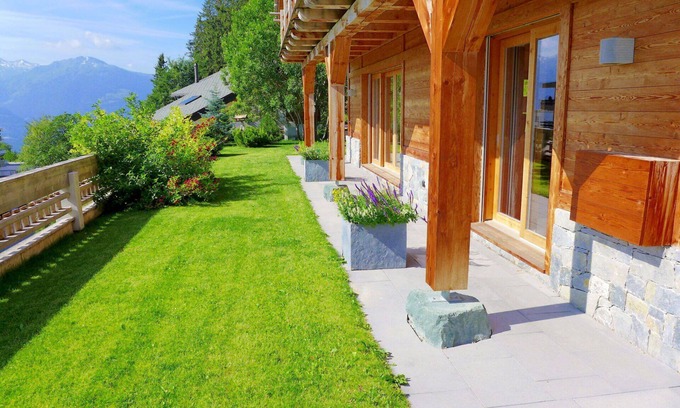 Randogne House | Wonderful private villa for 10 guests with WIFI, TV and balcony