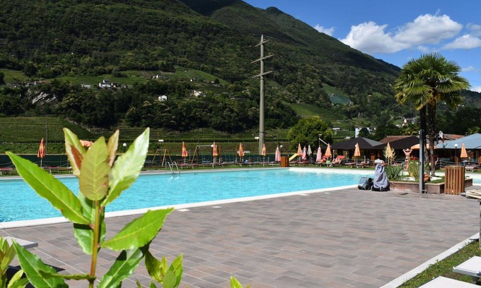 Riazzino House | Wonderful private villa for 5 people with pool, WIFI, A/C, terrace, pets allowed and panoramic v.