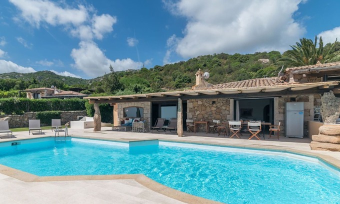 Porto Cervo Villa | Wonderful private villa for 9 guests with A/C, WIFI, private pool, TV, patio and parking
