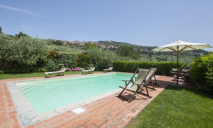 Camucia Villa | Wonderful private villa for 13 guests with private pool, A/C, WIFI, TV, terrace and panoramic view