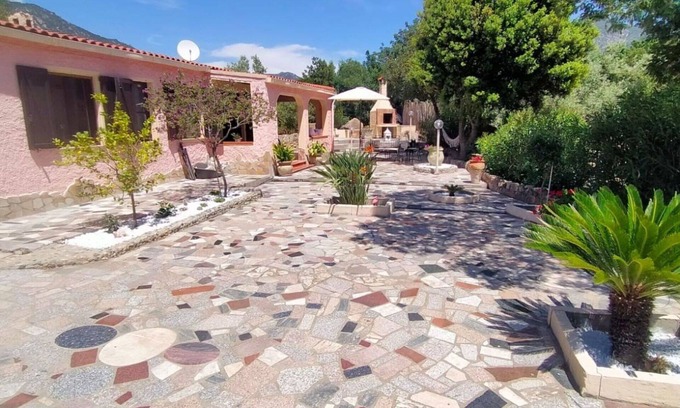 Villaggio delle Mimose Villa | Wonderful private villa for 4 people with A/C, WIFI, TV and pets allowed
