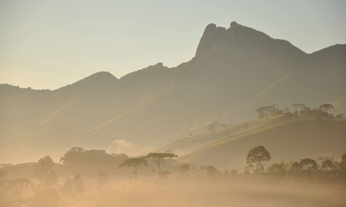 Visconde de Maua House | Wonderful site in Mauá with waterfall and lush nature. Full privacy