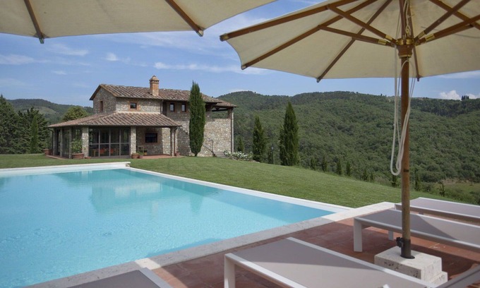 Gaiole in Chianti Villa | Wonderful villa for 16 guests with A/C, private pool, WIFI, TV, patio and panoramic view