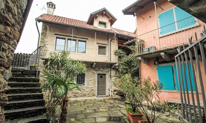 Bracchio House | Wonderful villa for 6 guests with TV, patio and parking