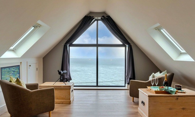 Mousehole House | Wonderful villa for 8 people with WIFI and terrace