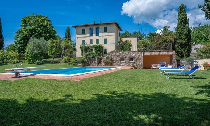 Pistoia Villa | Wonderful villa for 8 guests with private pool, WIFI, TV and pets allowed