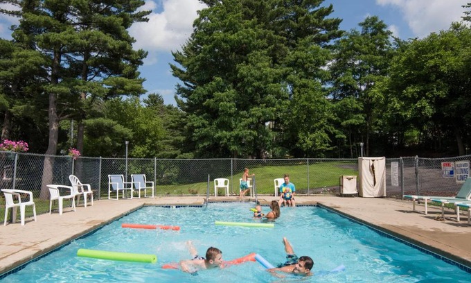 Wisconsin Dells Hotel | Woodside Dells Hotel & Suites