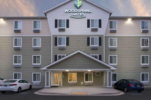 Garden City Hotel | WoodSpring Suites Savannah Garden City