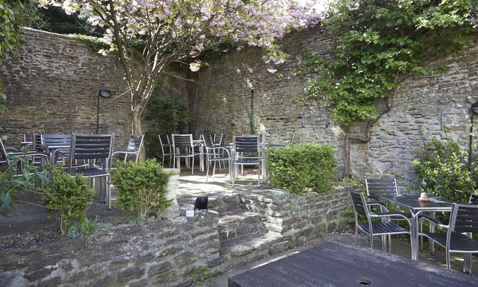 Beckington Hotel | Woolpack Inn Beckington by Greene King Inns