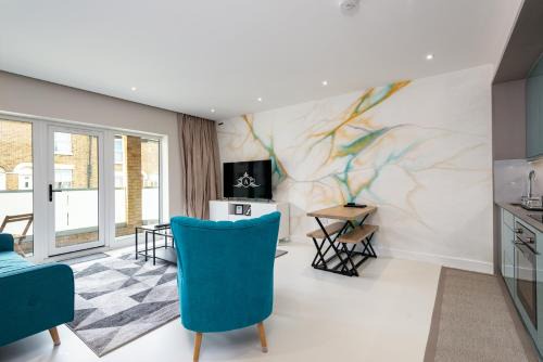 Gillingham Apartment | Work-Ready Apartment - Reliable and Relaxing - Apartment 3