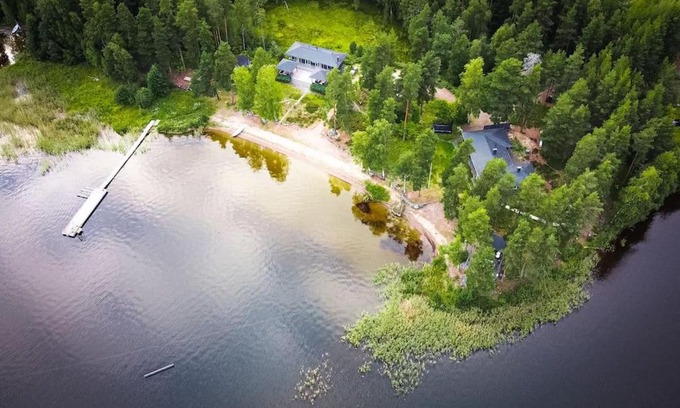 Heimari Villa | World's End - 2 Luxury Beachfront Villas (425m2)