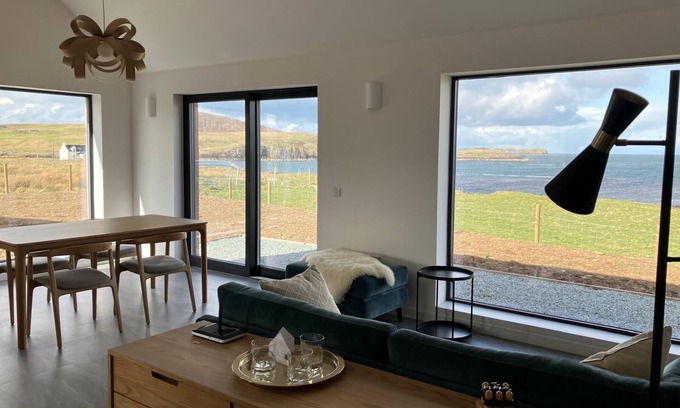 Kilmaluag House | Wow sea-view! walks, cliffs, wildlife