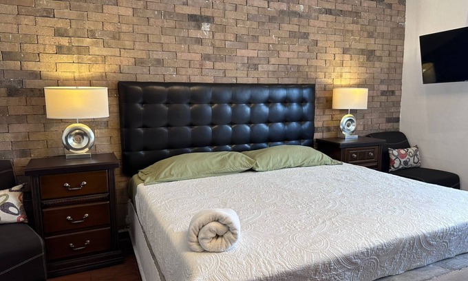 Apodaca House | www.suitesapodaca.com , near Monterrey Airport and Industrial Parks