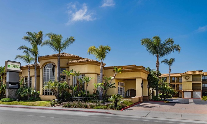 Midway-Pacific Highway Hotel | Wyndham Garden San Diego