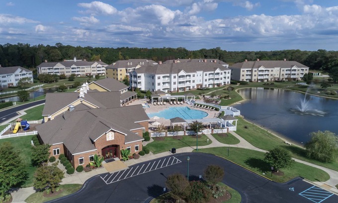 Williamsburg Resort | Wyndham Governor's Green -Near Busch Gardens + Historic Sites. LOCAL HOST!