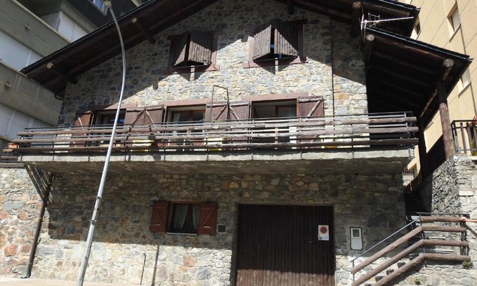 Mas de Ribafeta House | Xalet Riba - hut 8077