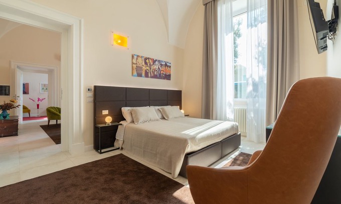 Lecce Bed & Breakfast | Y ARCILLOS LUXURY ROOMS - RED