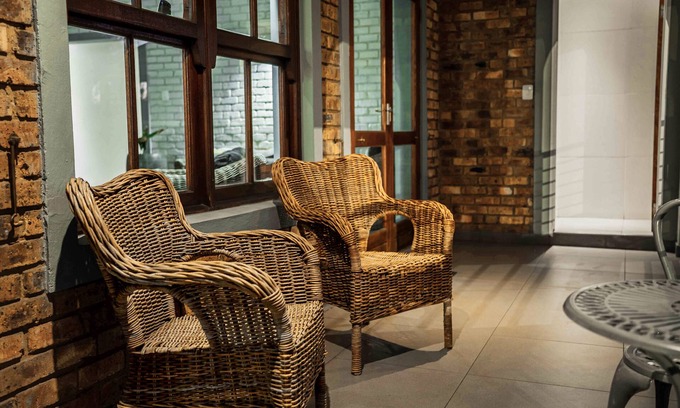 Emalahleni Hotel | Yalla Yalla Boutique Hotel