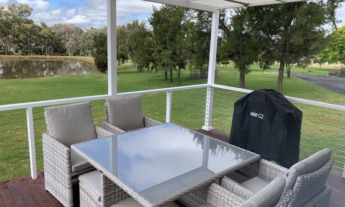 Central Mudgee Cottage | YARRAWONGA PARK COTTAGE Cozy 2 bedroom cottage on small acreage