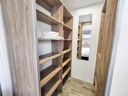 Litteau Other | Yatra Van
