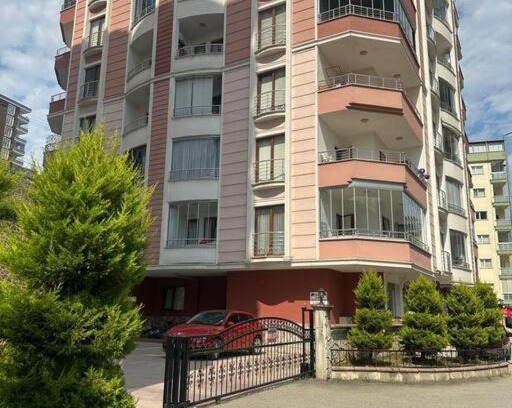 Yomra Apartment | Yomra merkezde full yapılı daire