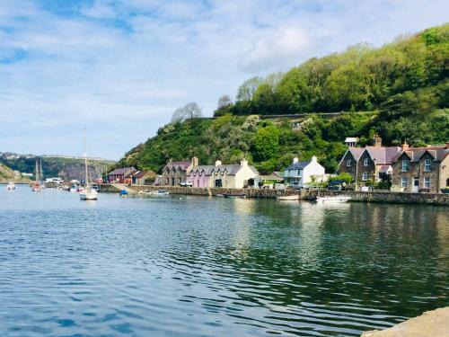 Fishguard House | Yorke Villa