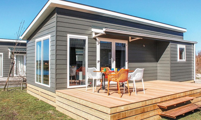 Lauwersoog House | You and your children will spend a fun and eventful vacation in a beautiful vacation park with many