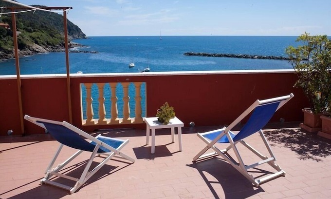 Sestri Levante Apartment | You will be like on the deck of a ship in the Bay of Silence.