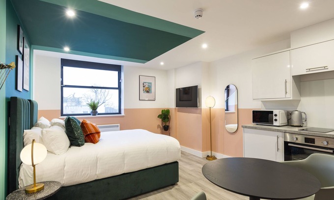 Clifton Apartment | Your Apartment I Clifton Village