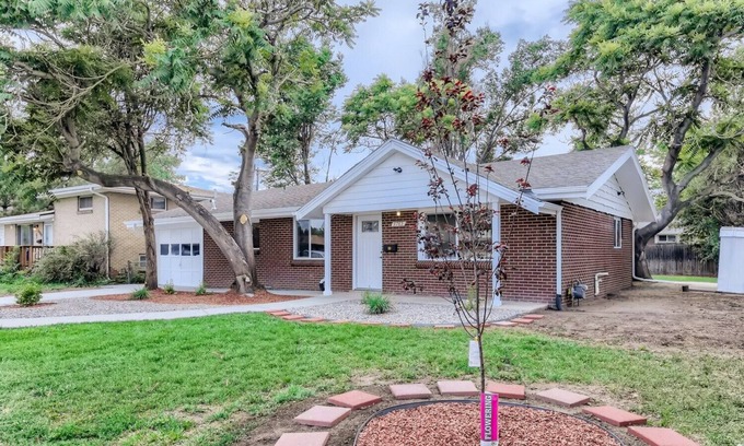 Kipling House | Your Home away from home near Rockies!