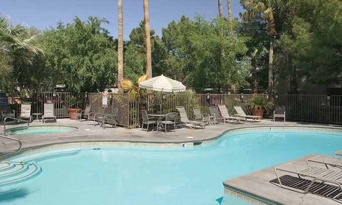 Paradise Condo | Your Private Las Vegas Oasis: A Desert Escape Minutes from the Strip