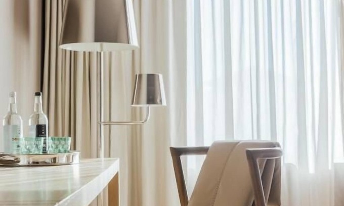 Florida Central Atlantic Coast Hotel | Your Relaxing Getaway Awaits! 3 Luxurious Rooms w/Free Parking, Shuttle, Pool