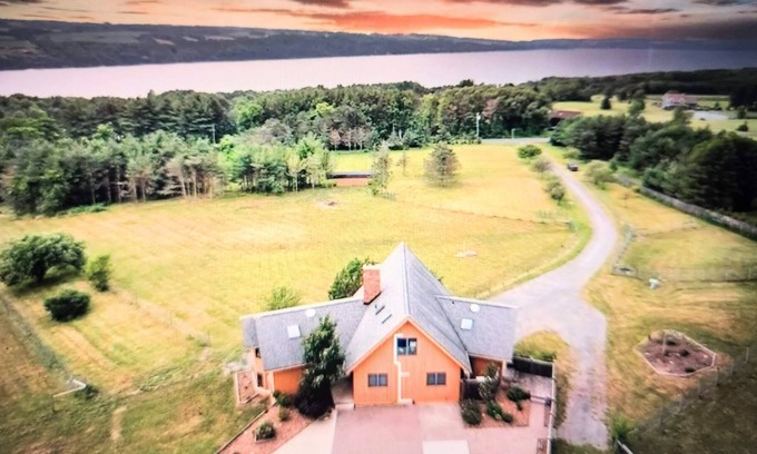 Skaneateles House | Your Skaneateles All - Seasons Mountain & Water View Chalet Getaway!