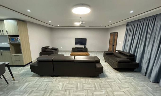 Accra House | Your vacation hotspot in Tesano, Accra