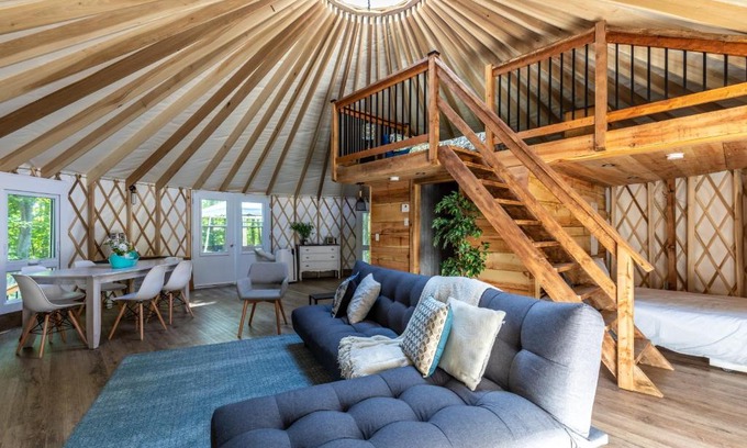 Notre-Dame-du-Laus Other | Yourtes Glamping du Poisson Blanc